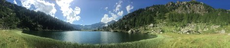 Veduta panoramica del lago di Copidello